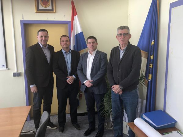 RADNI SASTANAK Marijan Kustić i ministar prometa Oleg Butković o projektima za Udbinu