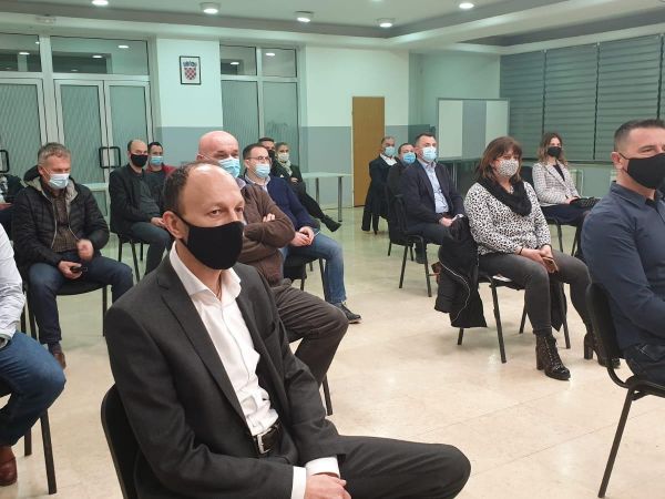 Održan sastanak Izbornog stožera HDZ-a Ličko-senjske županije